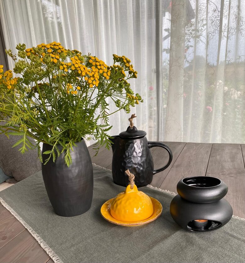 Sviesta trauks,  Dzeltens